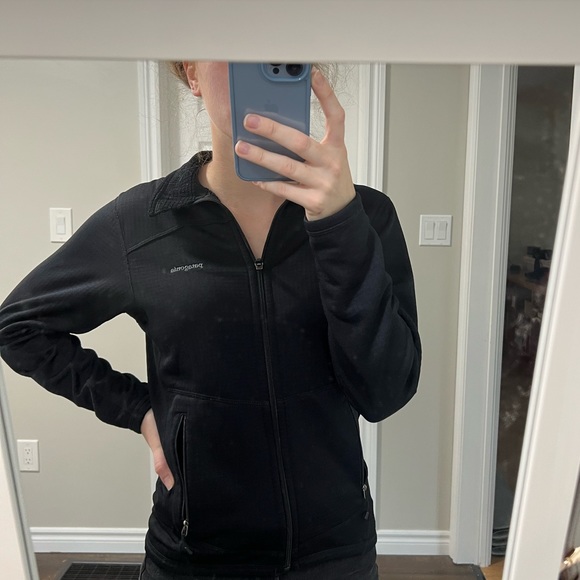 Patagonia Zip Up Sweater - Picture 3 of 5